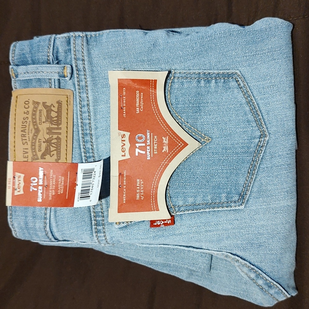 NWT Girls Levi's